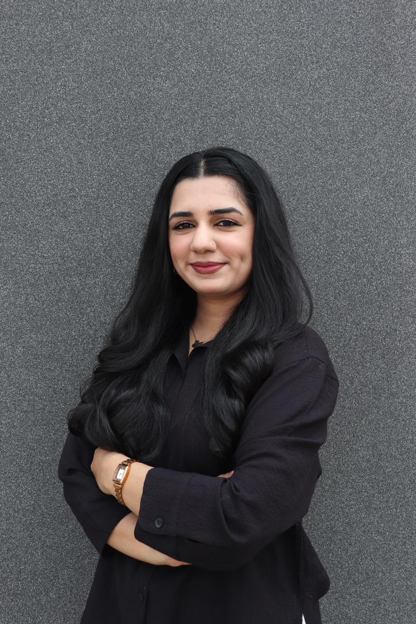 Emaan Akbar - Chief Operating Officer (COO)